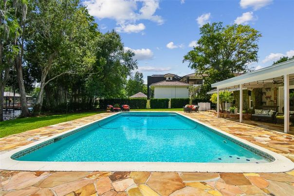 Exterior, Pool