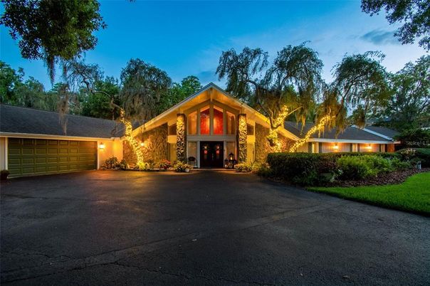 Attached, Backyard, Exterior, Facade, Ranch
