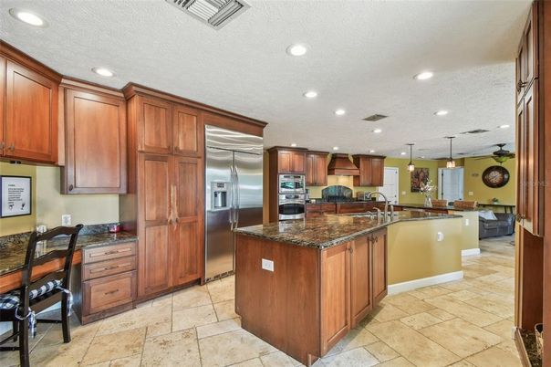 Interior, Kitchen, Pendant Lights, Recessed Lighting, Stainless Steel Appliances