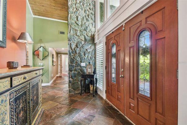 Fireplace, Interior, Recessed Lighting
