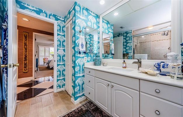 Bathroom, Interior, Recessed Lighting, Wood Texture Flooring