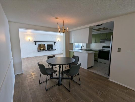 Chandelier, Dining room, Interior, Kitchen, Pendant Lights, Wood Texture Flooring