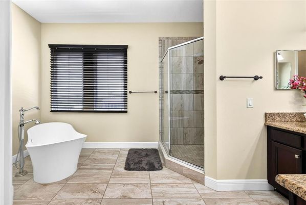 Bathroom, Free Standing Baths, Glass Shower, Interior