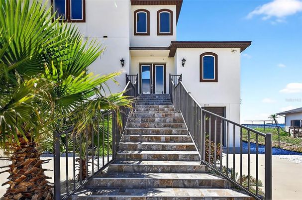 Exterior, Facade, Spanish Mediterranean