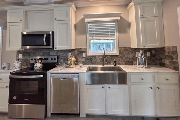 Interior, Kitchen, Stainless Steel Appliances