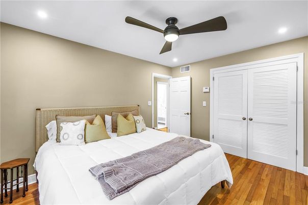 Bedroom, Interior, Recessed Lighting, Wood Texture Flooring