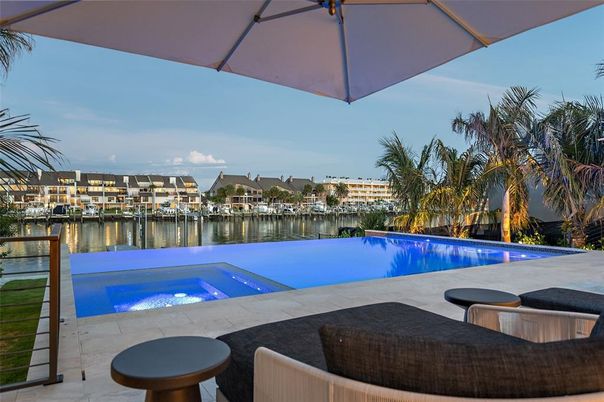 Exterior, Pool, Water