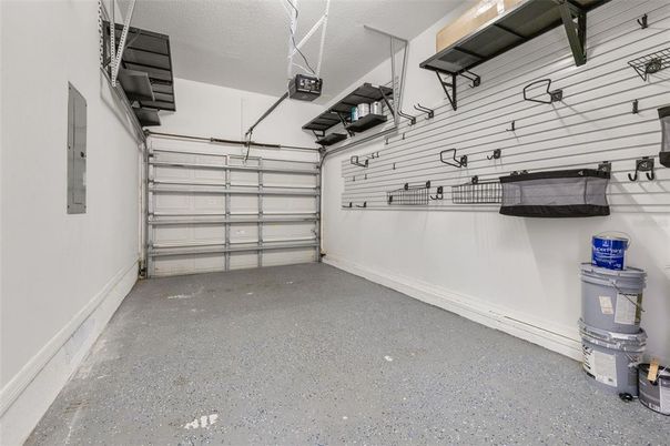 Garage, Interior