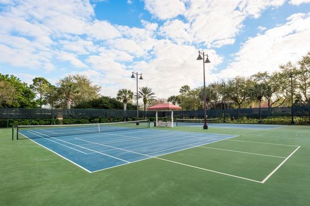 Exterior, Tennis Courts