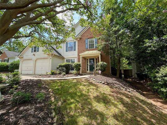 Attached, Backyard, Exterior, Facade, Brick Facade, Queen Anne Victorian