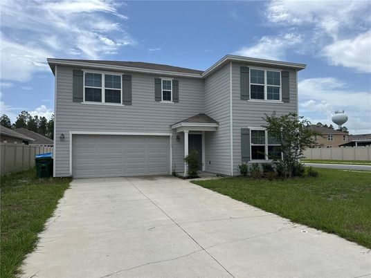 Attached, Exterior, Facade, Raised Ranch