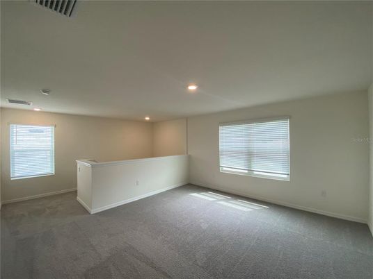 Empty room, Interior, Recessed Lighting