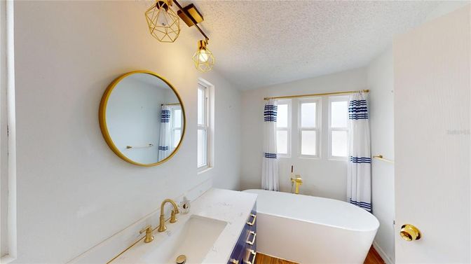 Bathroom, Free Standing Baths, Interior