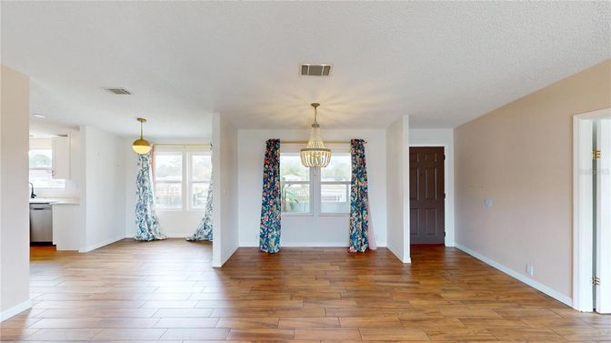 Empty room, Interior, Pendant Lights, Wood Texture Flooring
