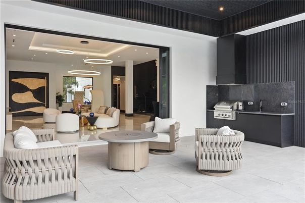 Interior, Living room, Pendant Lights, Recessed Lighting