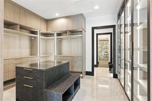 Interior, Recessed Lighting, Walk-in Closets
