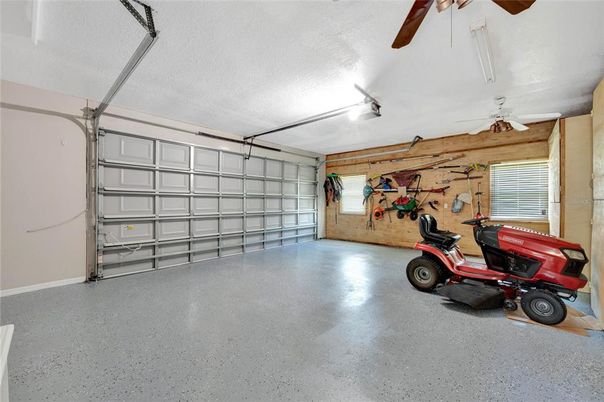 Garage, Interior