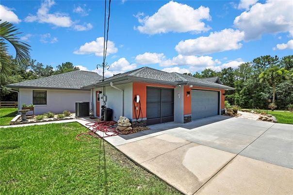 Backyard, Detached Garage, Exterior