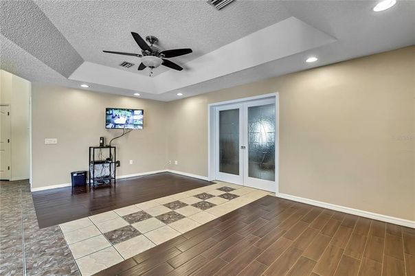 Interior, Recessed Lighting, Wood Texture Flooring