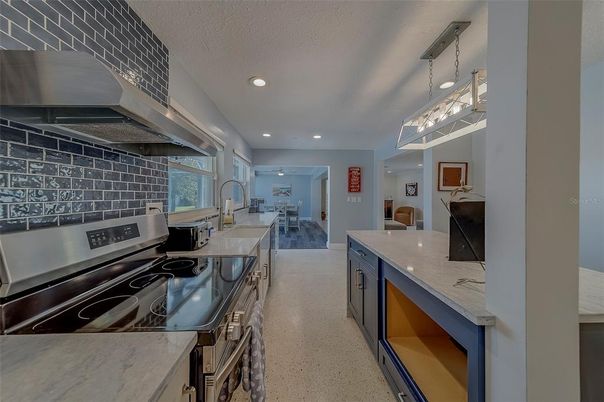 Interior, Kitchen, Pendant Lights, Recessed Lighting
