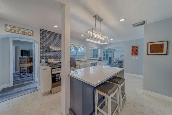 Interior, Kitchen, Pendant Lights, Recessed Lighting, Stainless Steel Appliances