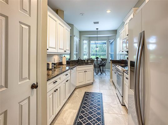 Dining room, Interior, Kitchen, Marble, Pendant Lights, Recessed Lighting