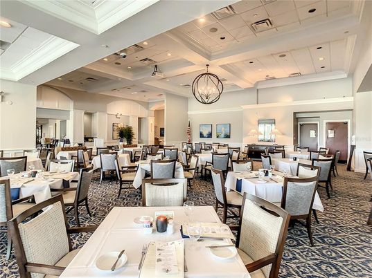 Dining room, Interior, Pendant Lights, Recessed Lighting