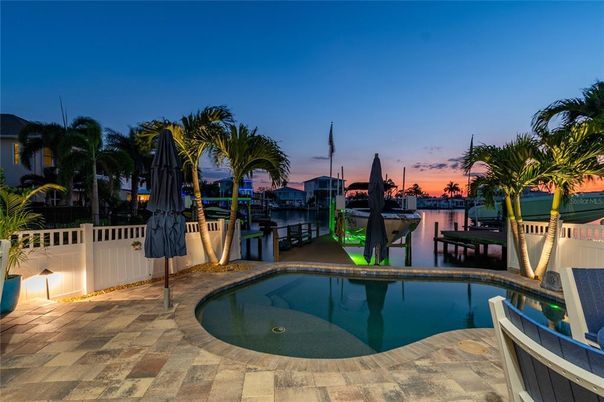 Exterior, Pool, Water