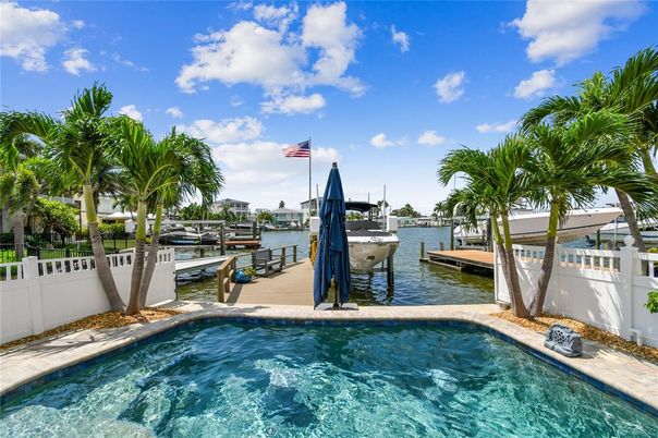 Exterior, Pool, Water