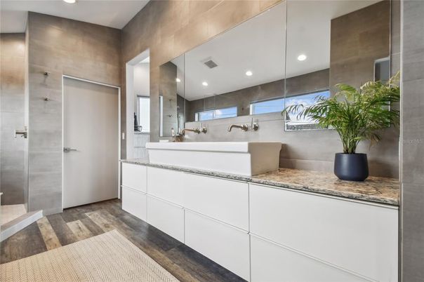 Bathroom, Interior, Recessed Lighting, Wood Texture Flooring
