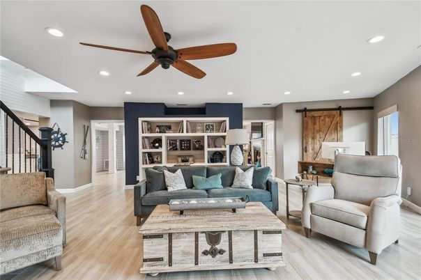 Interior, Living room, Recessed Lighting, Wood Texture Flooring