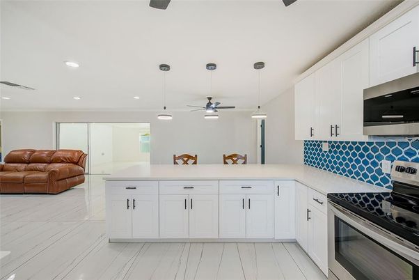 Interior, Kitchen, Pendant Lights, Recessed Lighting