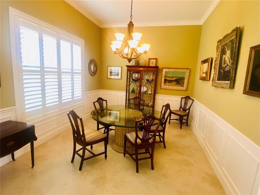 Chandelier, Dining room, Interior