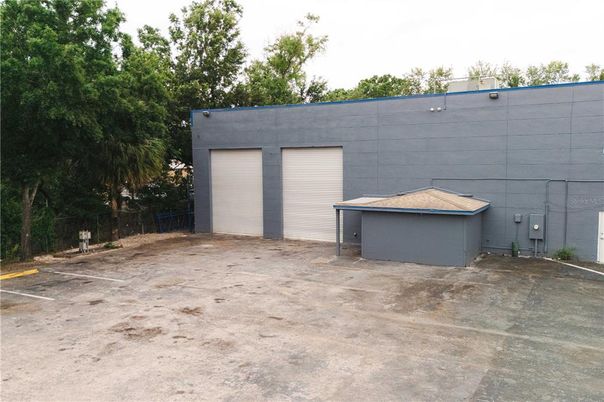 Detached Garage, Exterior