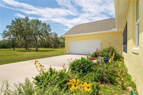 Backyard, Detached Garage, Exterior