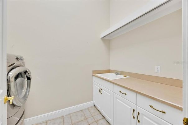 Interior, Washer