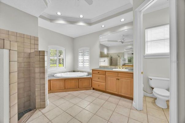 Bathroom, Interior, Recessed Lighting