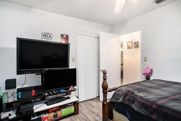 Bedroom, Home Office, Interior, Wood Texture Flooring