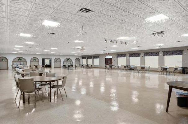 Dining room, Interior, Recessed Lighting