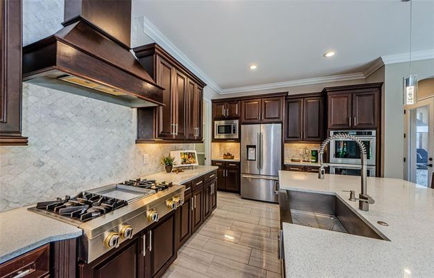 Interior, Kitchen, Pendant Lights, Recessed Lighting, Stainless Steel Appliances