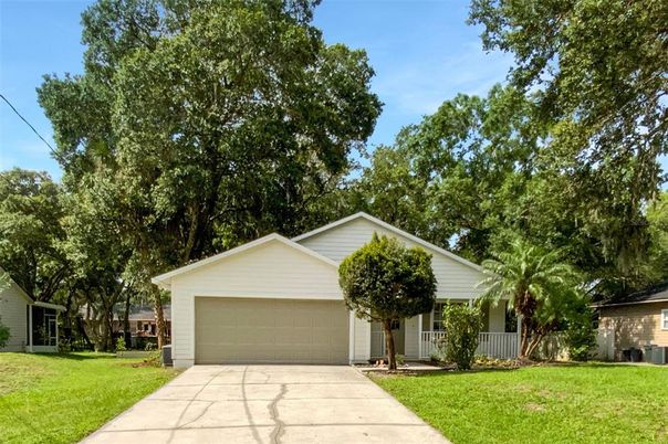 Backyard, Detached Garage, Exterior