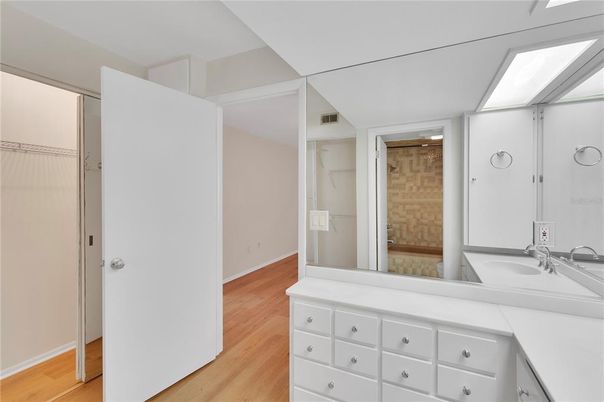 Bathroom, Dual Sink Vanities, Interior, Wood Texture Flooring