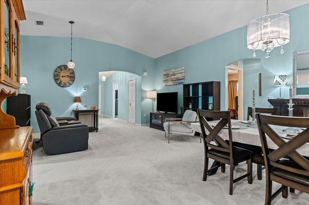 Chandelier, Dining room, Interior, Living room, Pendant Lights