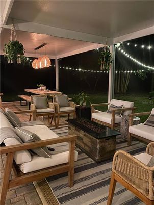 Exterior, Pendant Lights