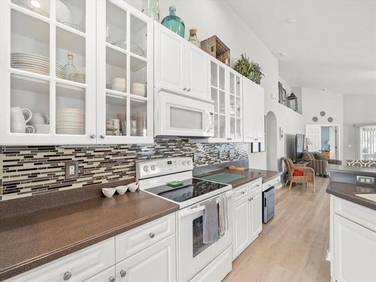 Dining room, Interior, Kitchen, Recessed Lighting, Wood Texture Flooring