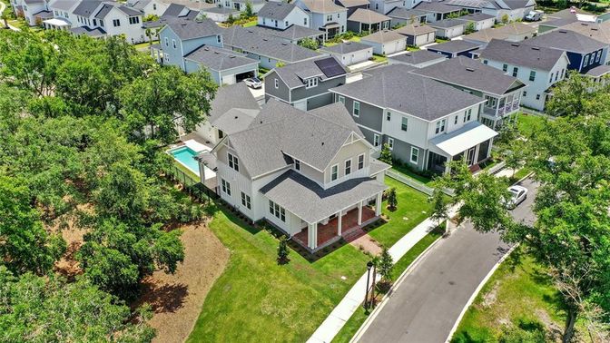 Exterior, Drone