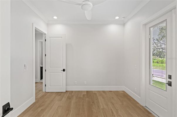 Empty room, Interior, Recessed Lighting, Wood Texture Flooring