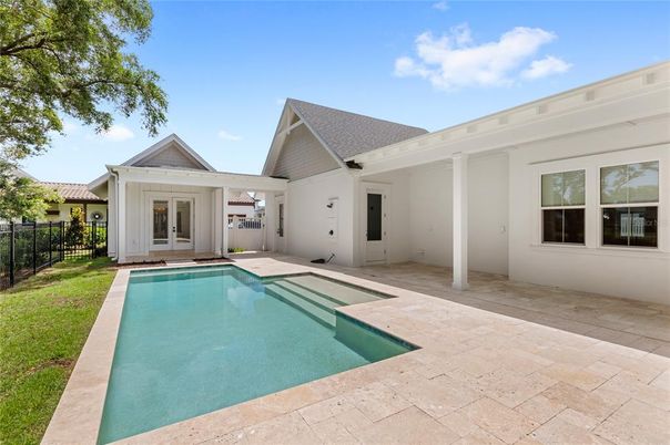 Exterior, Pool