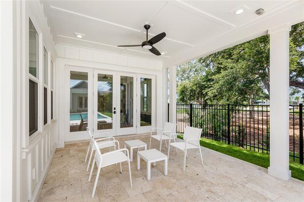 Exterior, Recessed Lighting