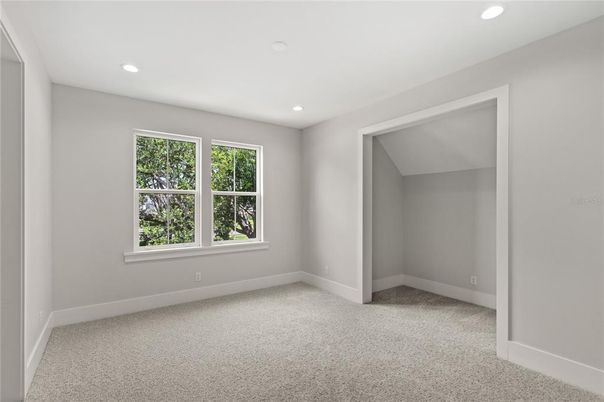 Empty room, Interior, Recessed Lighting